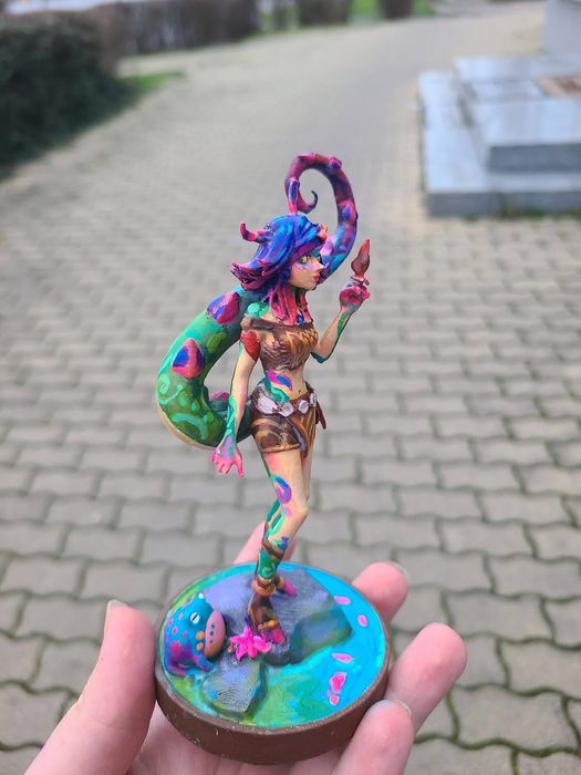 Фигурка на Neeko
