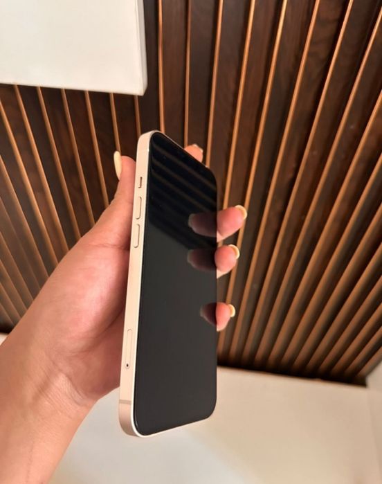 Iphone 13. 128gb