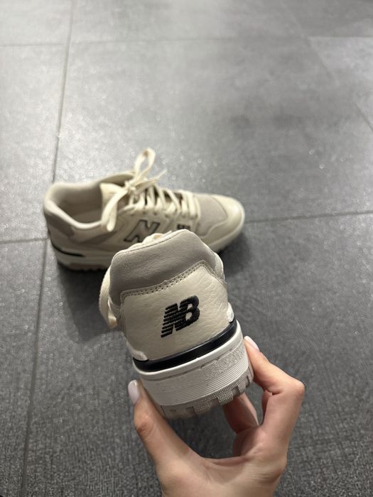 New Balance 550.