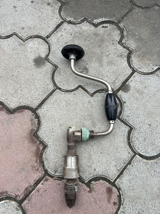 Продам ручную дрель