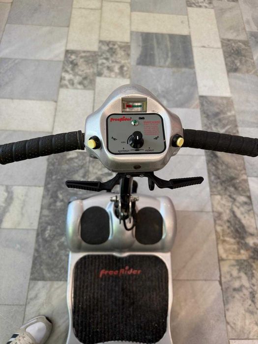 Електрически скутер за придвижване FreeRider Mango – 500 €