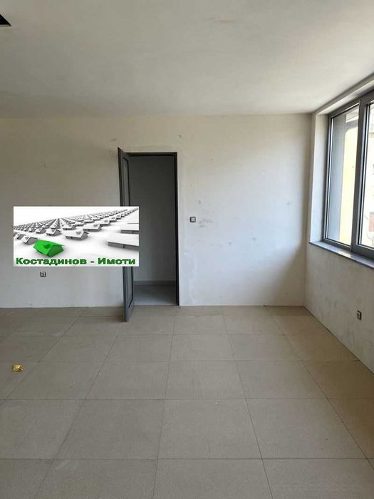 Дава се под наем Офис в Пловдив, Кючук Париж - 221 кв.м за 1440 € - Снимка #5