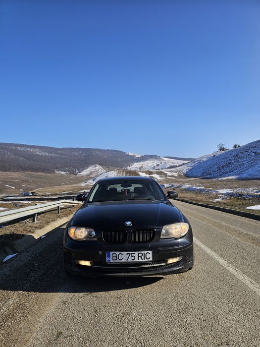 Vând BMW Seria 1 
Motor 118d 122cp
Mașina in prezent are 280.000km în
