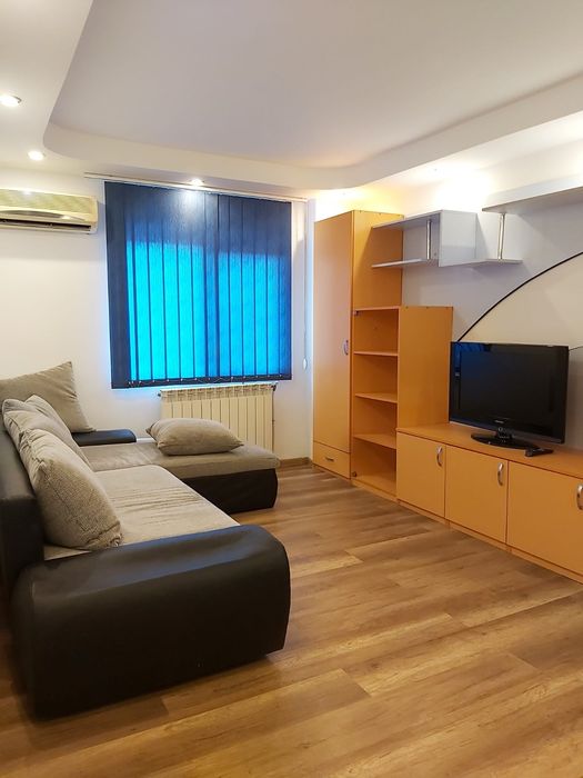 Apartament 2 camere - Central - etaj 1, 56mp, baie cu geam
