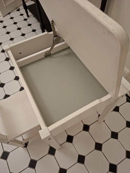 Детский стол и стульчик