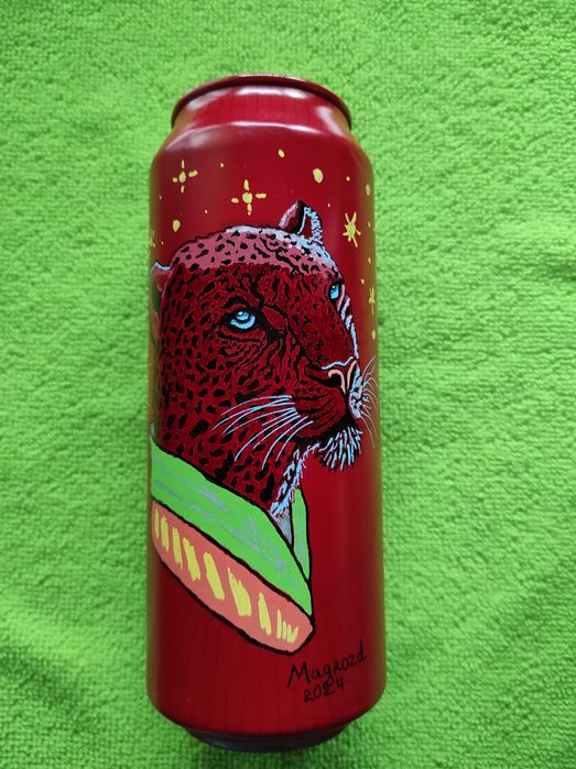 Топ Подарък -Ръчно Рисувани Бирени Кенчета