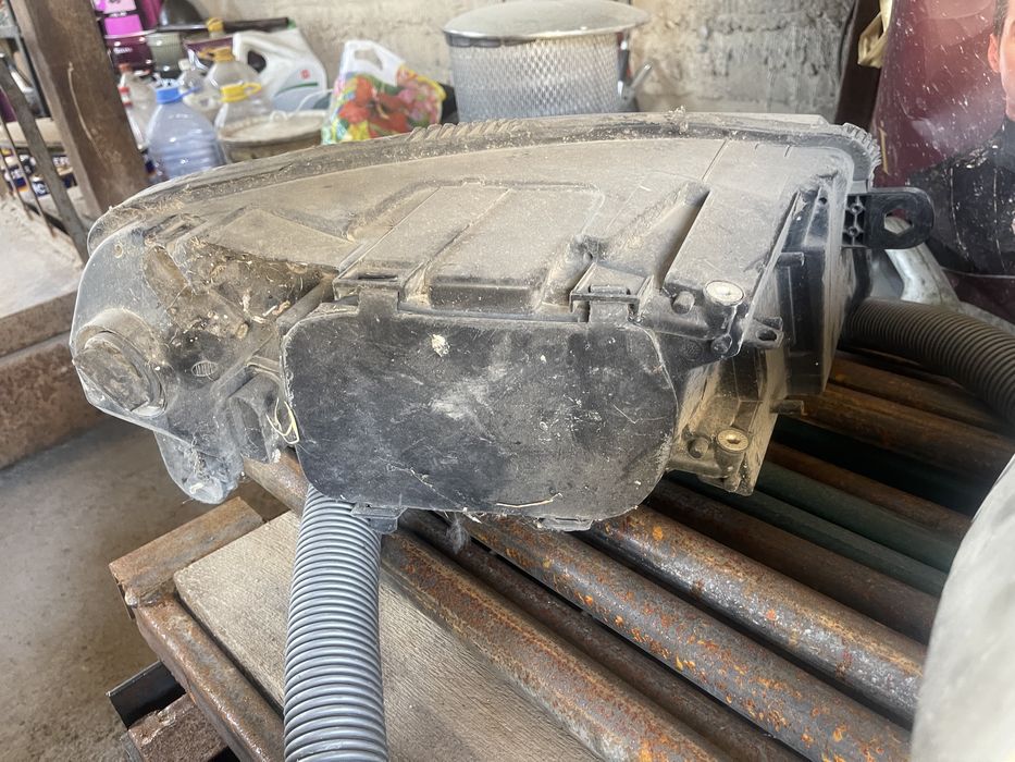 Фары на Ауди С6 2008