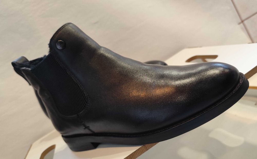 Ghete de lux 39 lucrate manual Hammerstein imblanite piele naturala