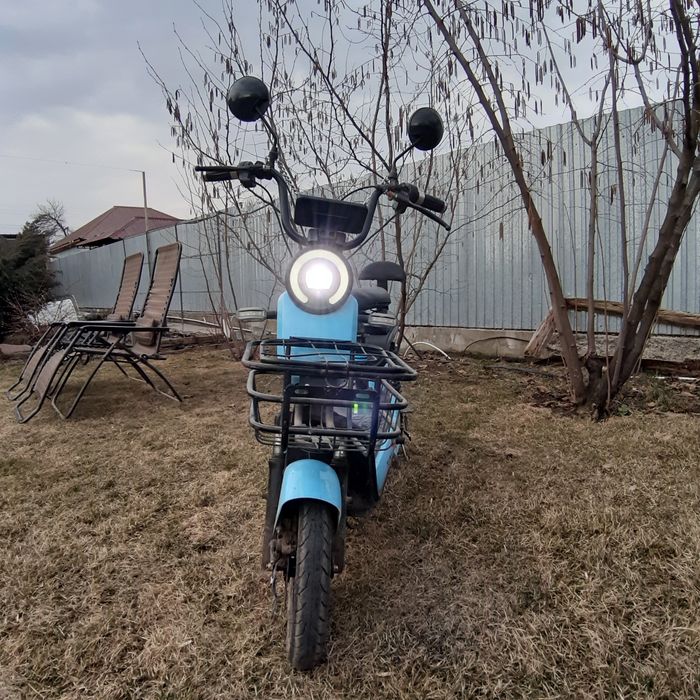 элекстроскутер продам