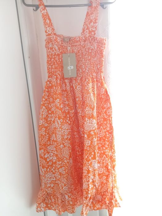 Rochie de vara ,noi.