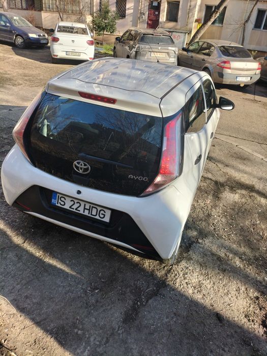 Vând Toyota Aygo an fabricație 2017