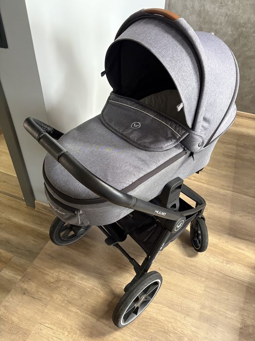 Бебешка количка 2в1 MUUVO Quick 2.0