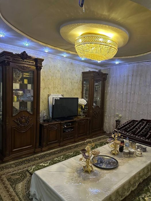 Урганчда 4 хонали квартира сотилади