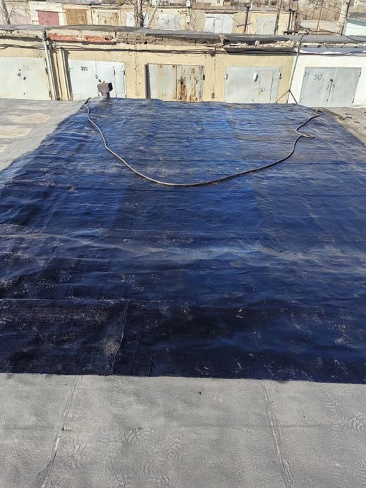 Кровля гаражей бикростом.