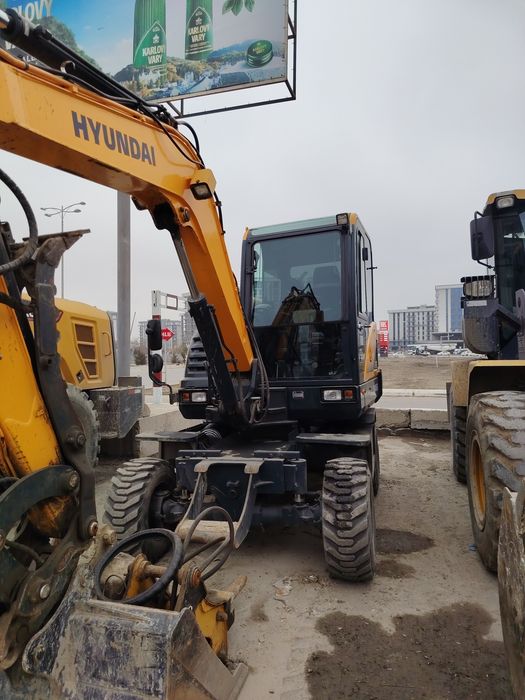Mini ekskovator Hyundai 60 shafyor kerak