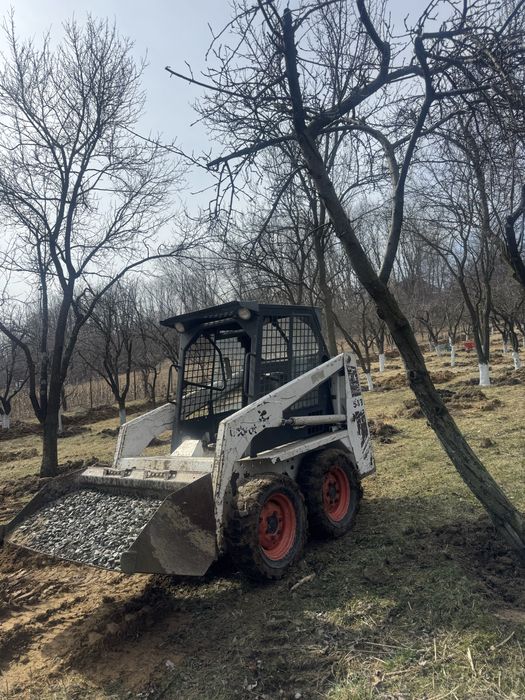 Bobcat 543  încărcător frontal