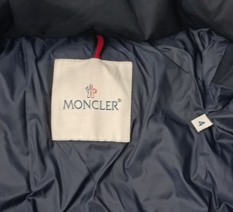 Moncler Down Puffer Jacket оригинално пухено яке L топла зимна пухенка