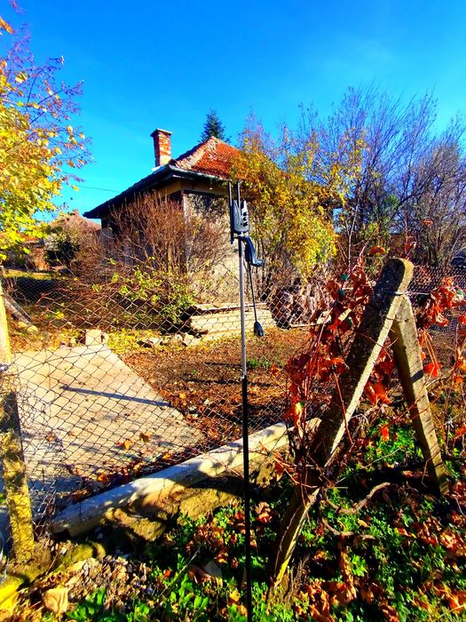 Метални колчета за риболов.