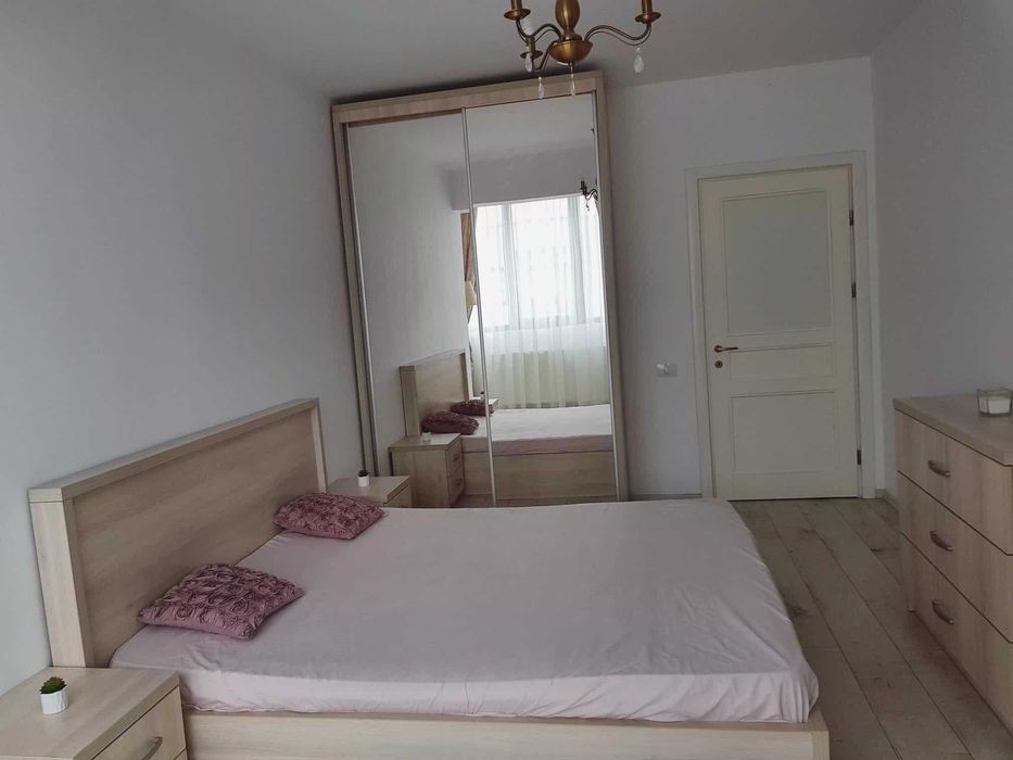 Inchiriez apartament cu 2 camere in bloc nou