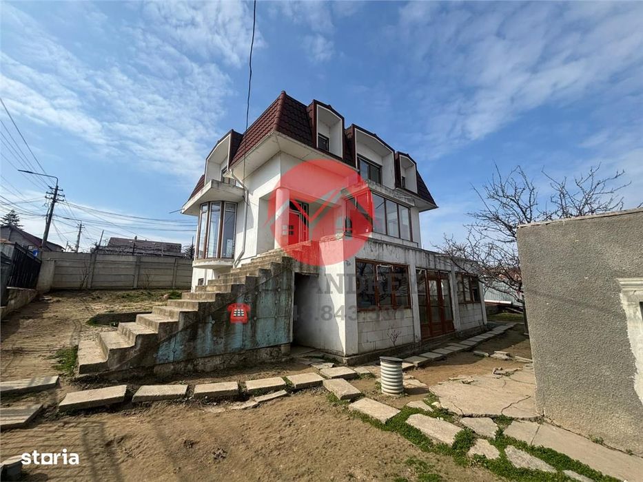 Vila ultracentrala Tulcea, 6 camere, 330 mp utili, teren 719 mp, veder