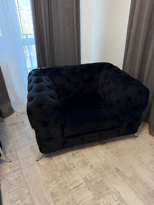 Canapea Chesterfield + fotoliu Chesterfield +suport picioare Chesterfield