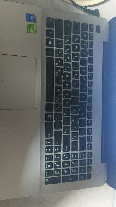 Продается ноутбук Asus