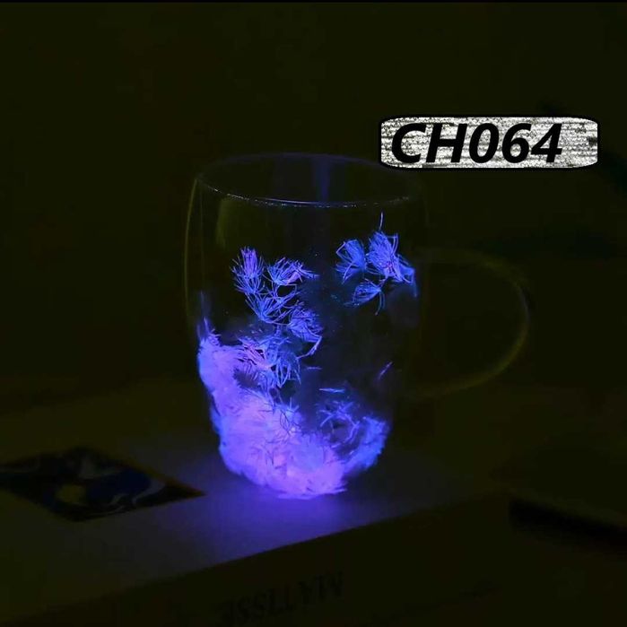 Двустенна чаша с двойно дъно Светеща в тъмното 350мл с вградени пера