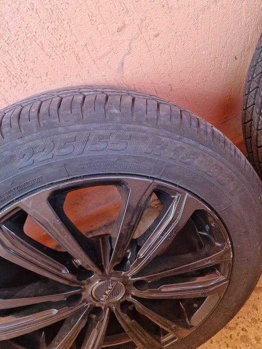 Продавам Гуми с джанти 18 ки