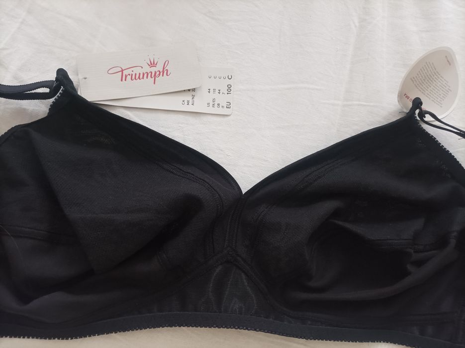 Triumph/Naturana  100C/105G/110G сутиени