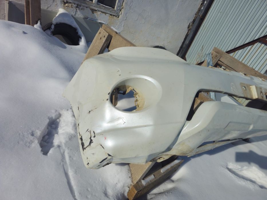 Продам бампер на 150 прадо