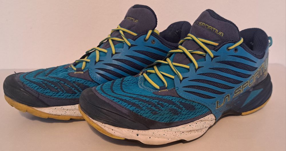 La Sportiva Akasha marime 45
