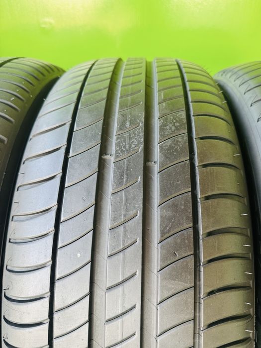 215/50/18 Michelin