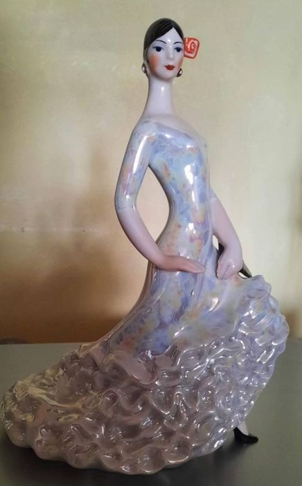 Bibelou rusesc Karmen