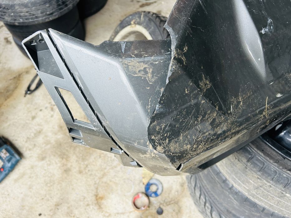 Спойлер предна броня за Toyota HiLux 2020