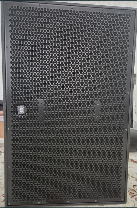 Муз оборудование,колонка Rcf, Midas 32