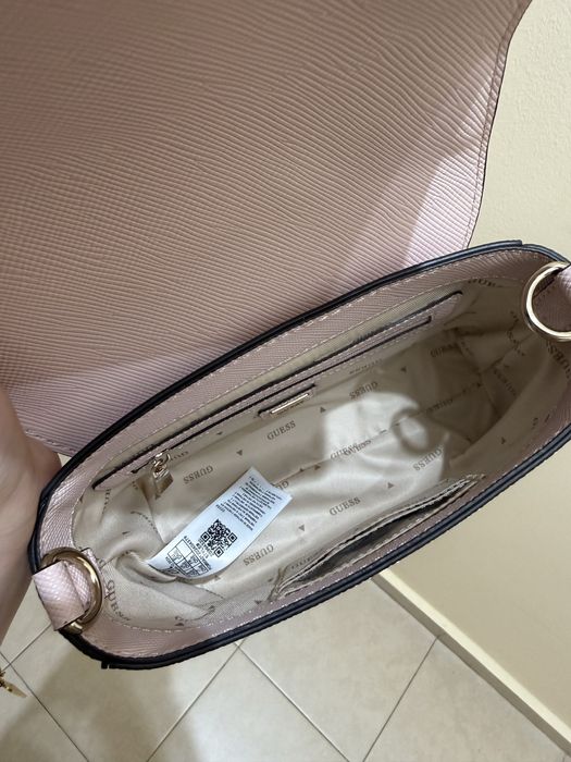 Малка чанта Guess - розова