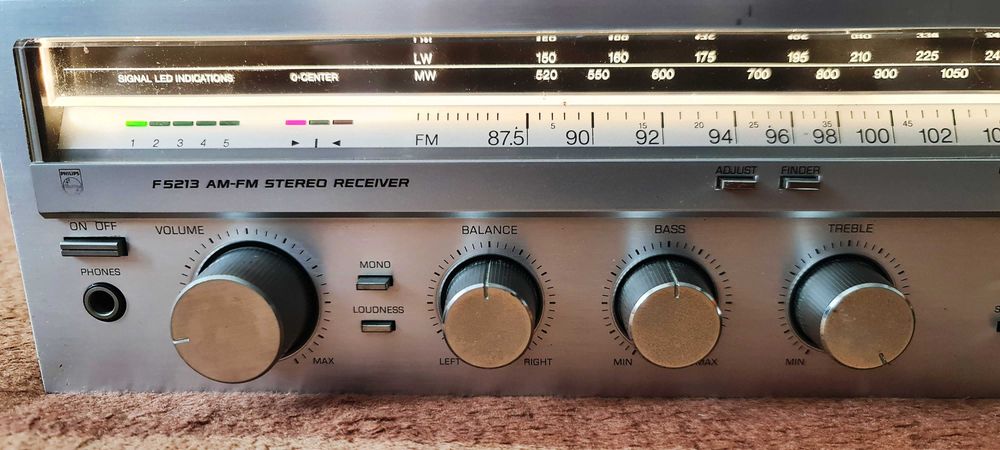 Philips F-5213 amplituner vitange 2X55W pa 8 Ohm