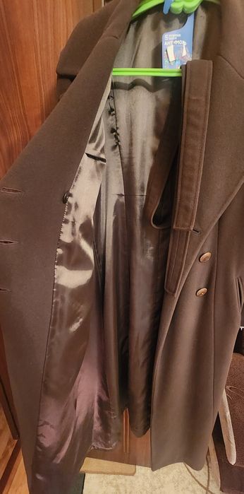 Продаётся пальто