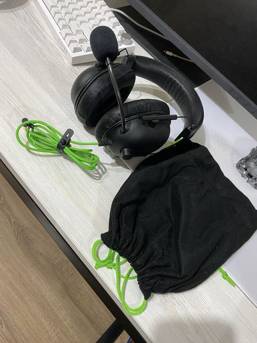 продаю наушники Razer BLACKSHARK V2 X