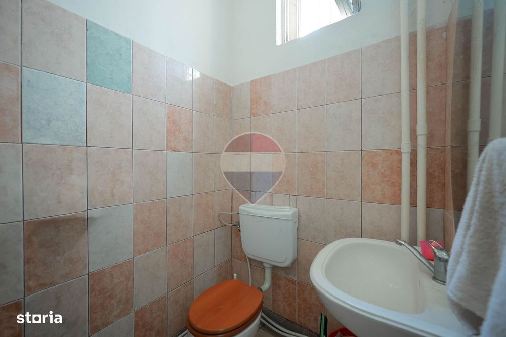 Spațiu Comercial de Închiriat, 75.86 mp, Rogerius - Oradea
