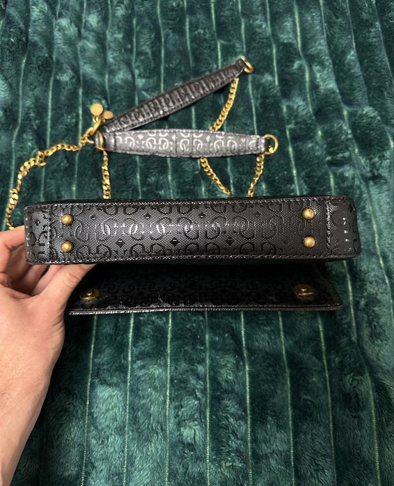 Geanta crossbody Guess