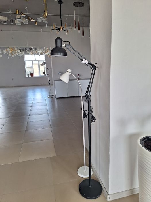 Продам лампу в идеальном состоянии