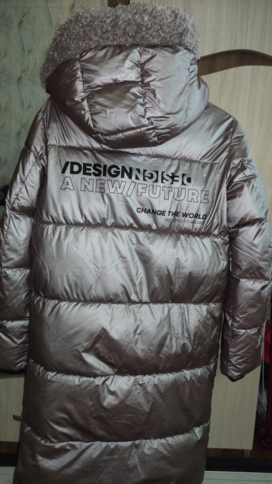 Куртка на девочку