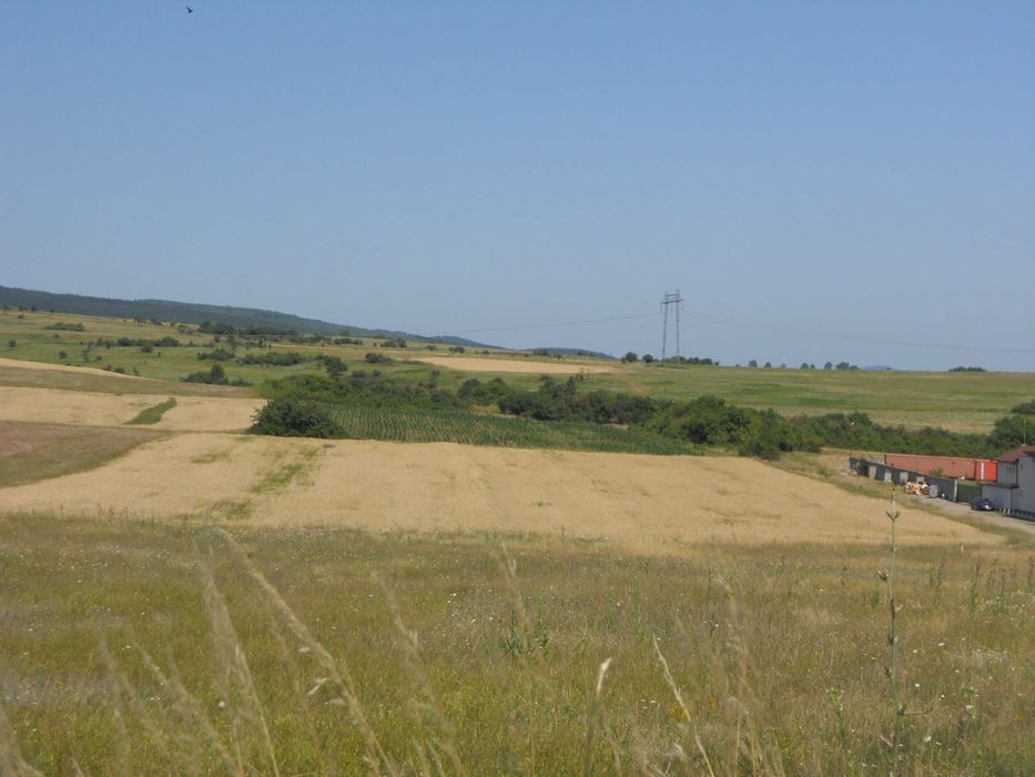 Продава се Земеделски имот в с. Драговищица, Област София-област -  кв.м за 8 €/дка - Снимка #2