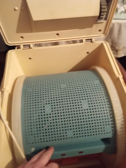 Продам стиральную машину