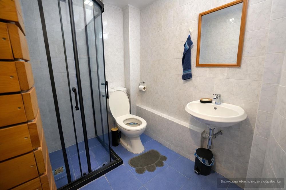 Тристаен апартамент в района на Центъра