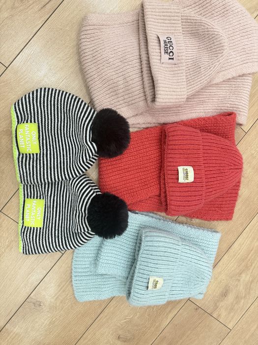 Шапка с шарофом