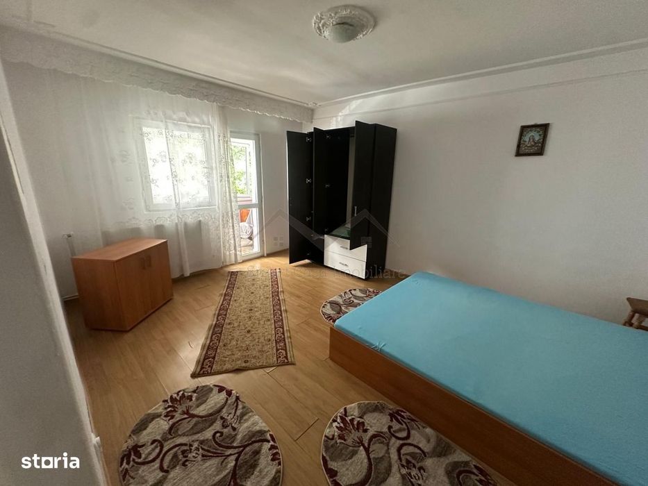 Apartament 2 camere decomandat etajul 1 strada Diminetii