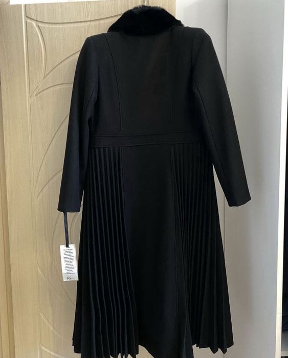 Продам пальто ИТАЛИЯ