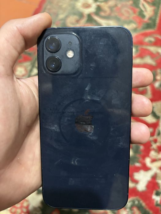 Продам iphone 12 128gb